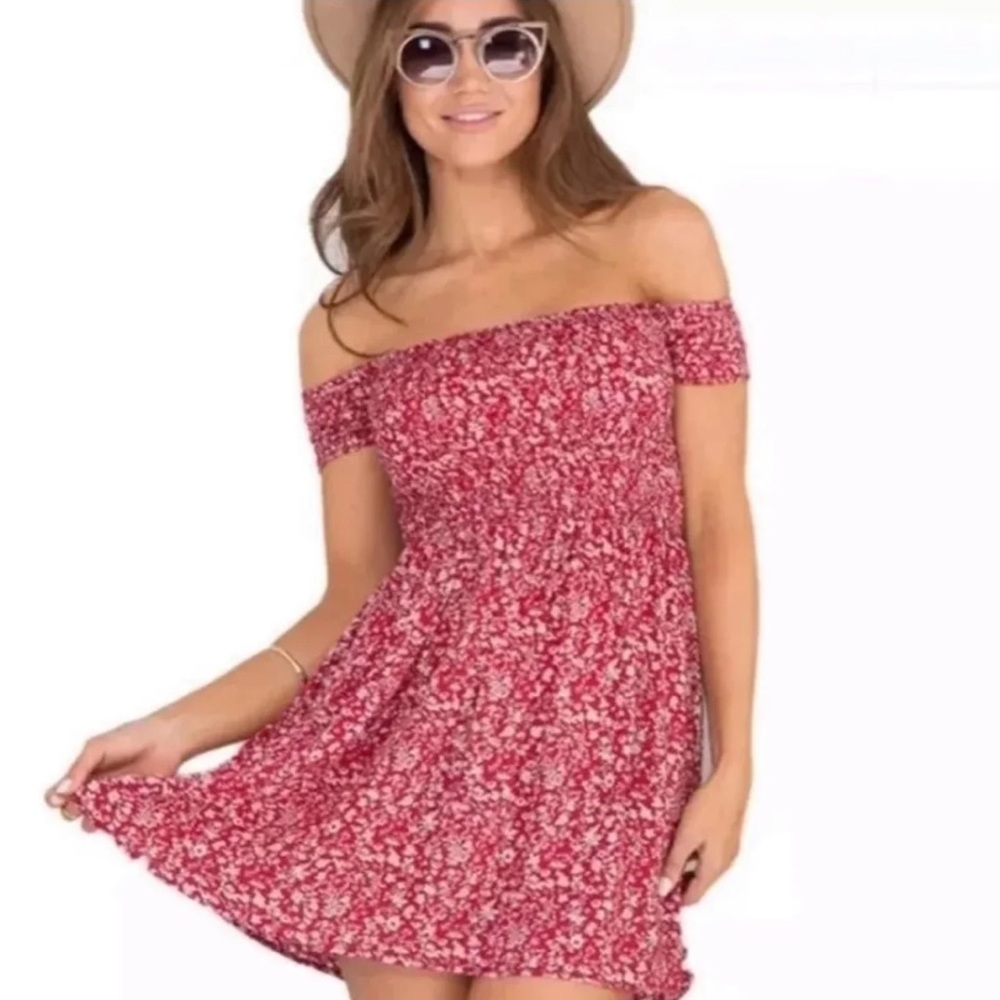 Red Floral Off The Shoulder Dress Size Large